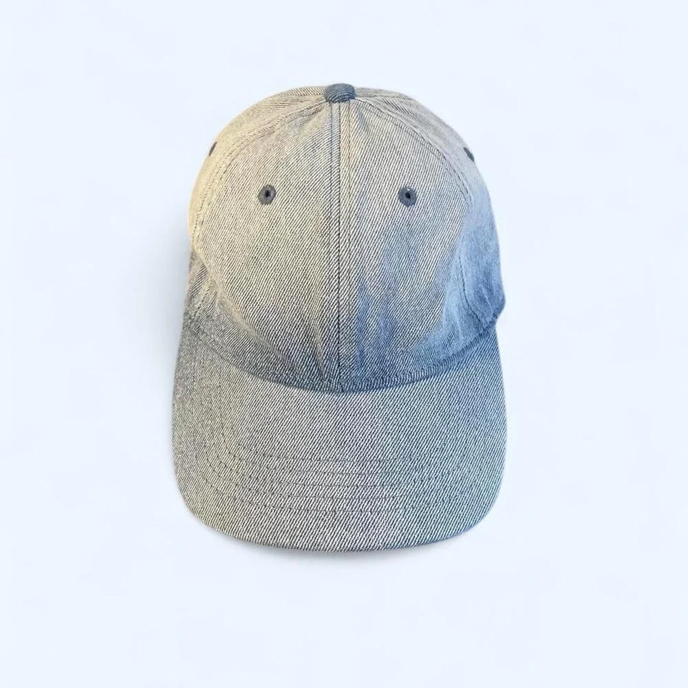 Vintage‎ look blued denim hat by Universal Thread